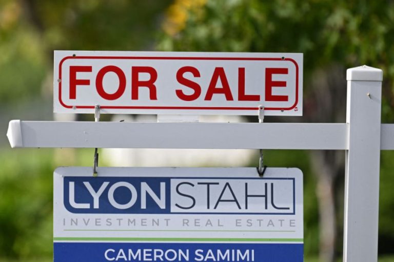 Home prices post weakest gain in more than 2 years