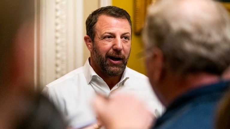 Sen. Mullin says Trump will not send troops to Venezuela