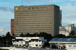 Deutsche Bank sees 25-bp cut in Feb.