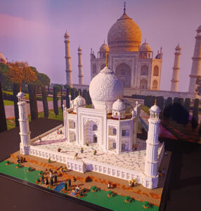 Brickman Wonders of the World: For families and kids at heart